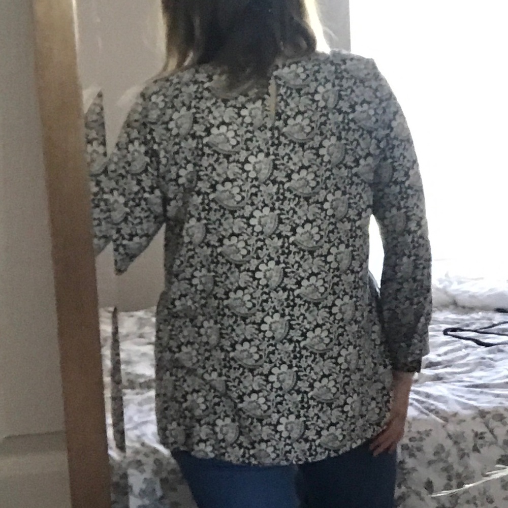LOFT Plus Patterned Top - Picture 3 of 5